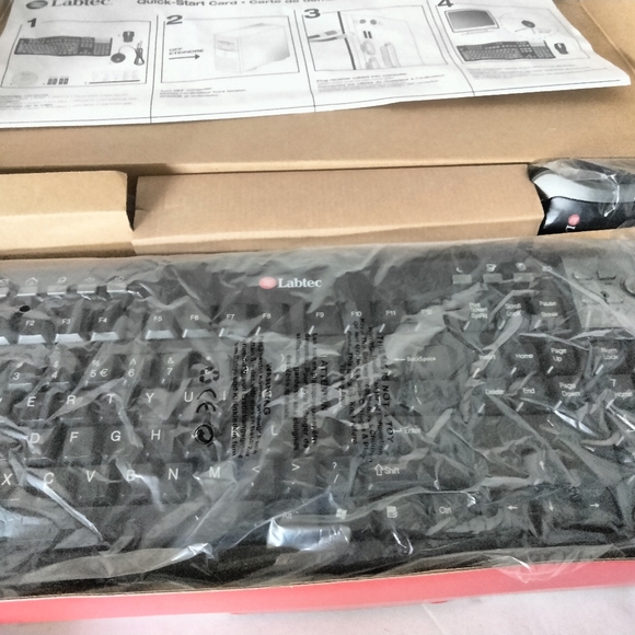 Labtec 967526-0403 Wireless Keyboard And mouse - Picture 7 of 9